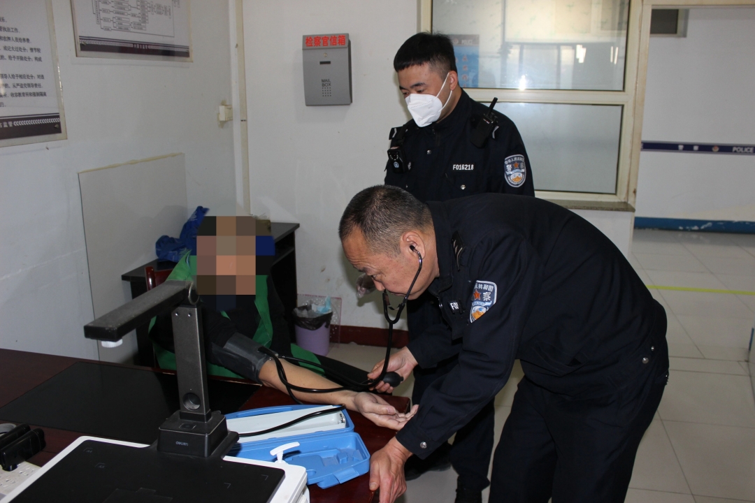 痛心!辅警屈永强突发心梗离世,生命最后一刻仍在岗坚守